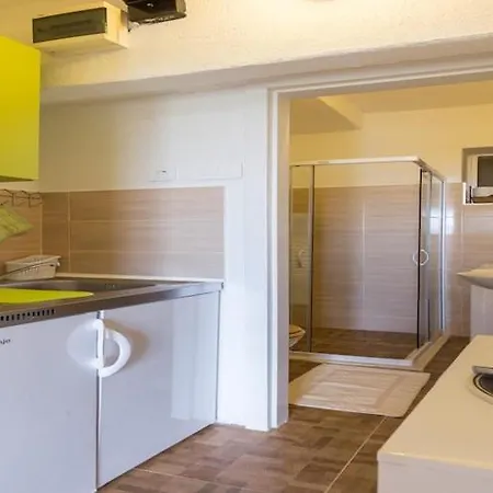 Purple Rain - With Terrace & Sea View Apartman *